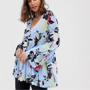 Free People Bella Blue floral swing top size M